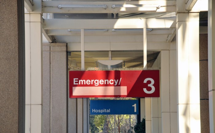 Emergency Sign Free Stock Photo - Public Domain Pictures